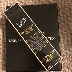 Liquid Light foundation by Sunday Riley♥️